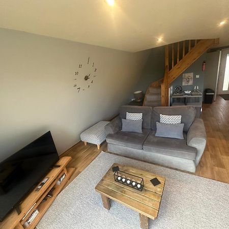 Widgeon Bespoke Cabin Is Lakeside With Private Fishing Peg, Hot Tub Situated At Tattershall Lakes Country Park Εξωτερικό φωτογραφία
